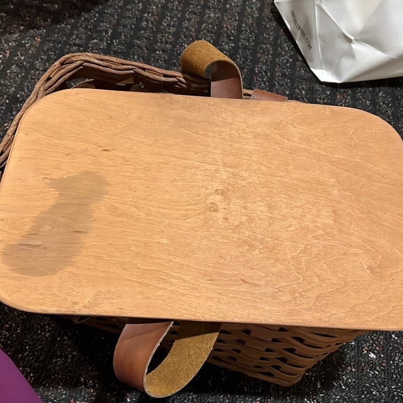 Authentic Vintage Picnic Basket - Picture 5 of 8